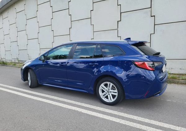 Toyota Corolla cena 64400 przebieg: 169000, rok produkcji 2019 z Szczytna małe 631